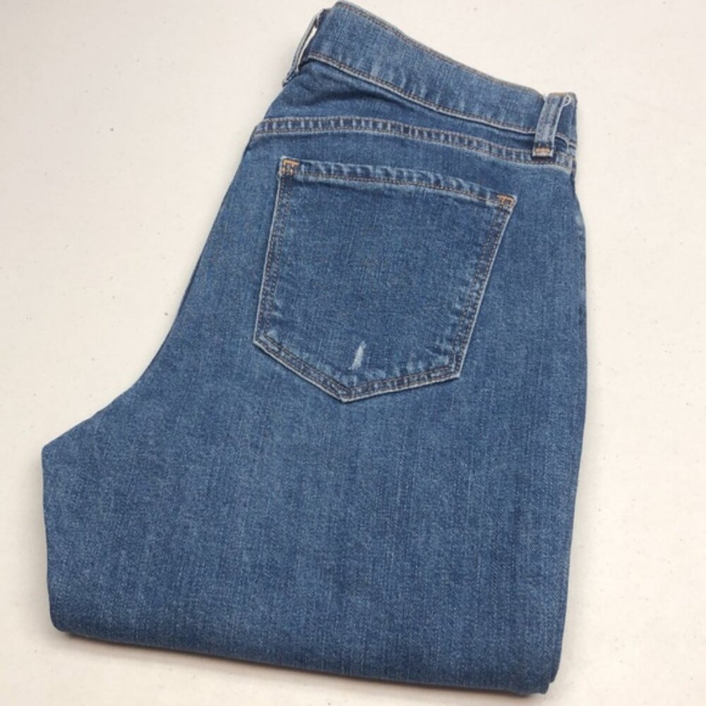 FACTORY DISTRESS OLD NAVY BOYFRIEND MID-RISE JEANS  6/28x25 ⚓️